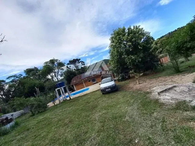 Chácara com 854m² 2 quartos e 1 banheiro, à venda, no bairro Cará-cará em Ponta Grossa