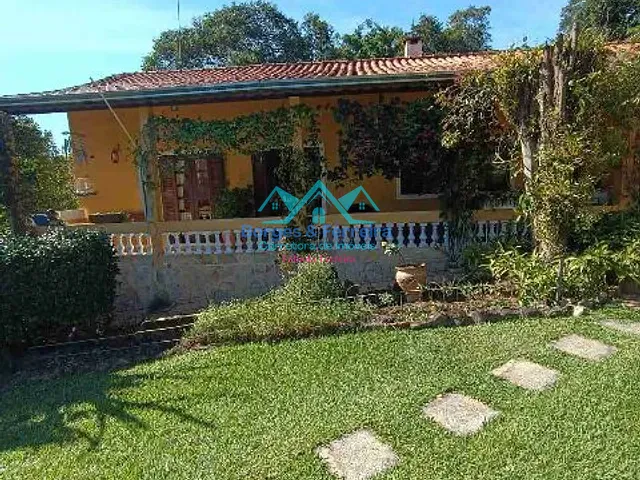 Chácara com 15000m² 4 quartos e 6 banheiros, à venda, no bairro Setúbal  em Mairinque