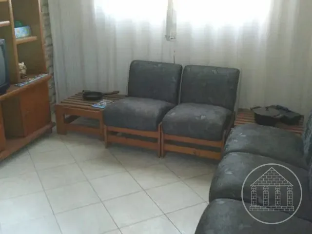 Chácara com 1100m² 2 quartos e 2 banheiros, à venda, no bairro Loteamento Chacaras Avai em Embu-Guaçu