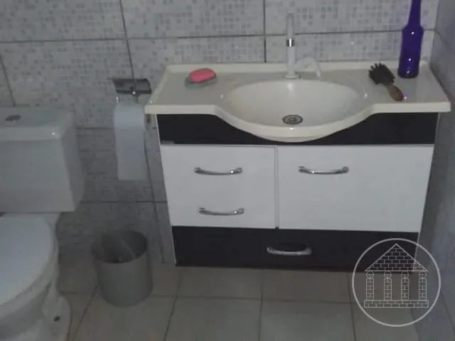 Chácara com 1100m² 2 quartos e 2 banheiros, à venda, no bairro Loteamento Chacaras Avai em Embu-Guaçu