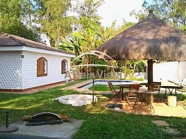 Chácara com 1900m² 7 quartos e 2 banheiros, à venda, no bairro Três Montanhas em Osasco