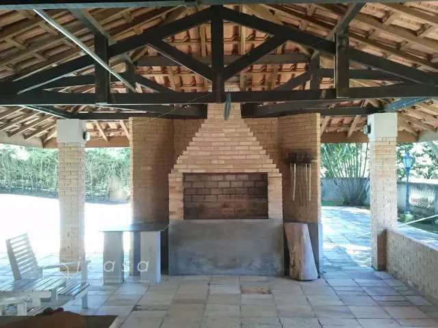 Chácara com 16872m² 6 quartos e 5 banheiros, à venda, no bairro Chácara Itamarati em Caçapava