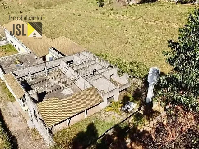 Chácara com 4000m² 21 quartos e 17 banheiros, à venda, no bairro Parque Agrinco em Guararema