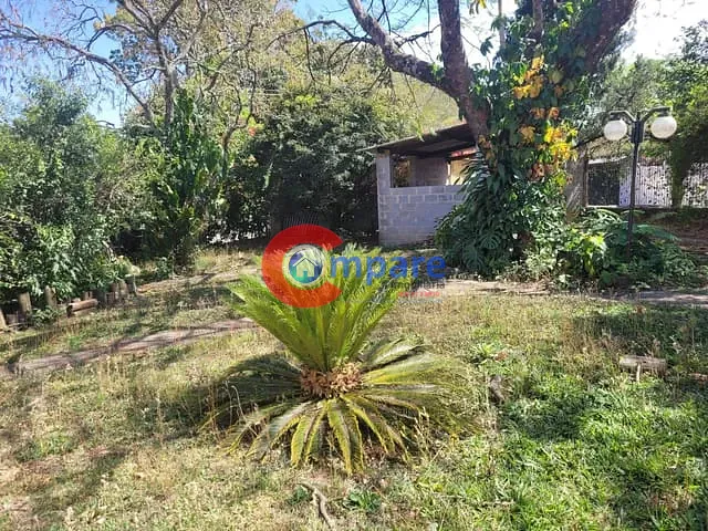 Chácara com 2000m² 4 quartos e 2 banheiros, à venda, no bairro Recanto Amapola em Bragança Paulista