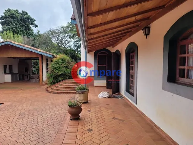 Chácara com 2000m² 4 quartos e 2 banheiros, à venda, no bairro Recanto Amapola em Bragança Paulista