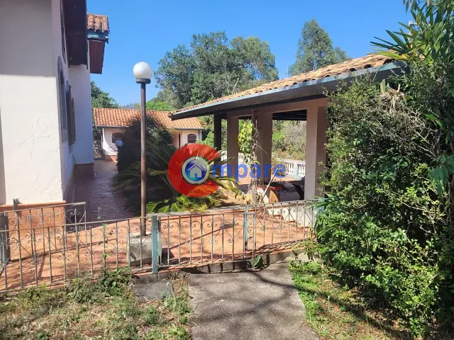 Chácara com 2000m² 4 quartos e 2 banheiros, à venda, no bairro Recanto Amapola em Bragança Paulista