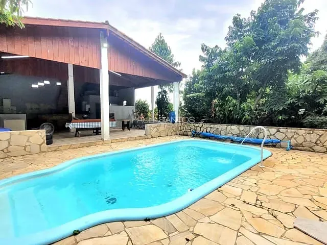 Chácara com 1146m² 1 quarto e 2 banheiros, à venda, no bairro Caputera em Sorocaba