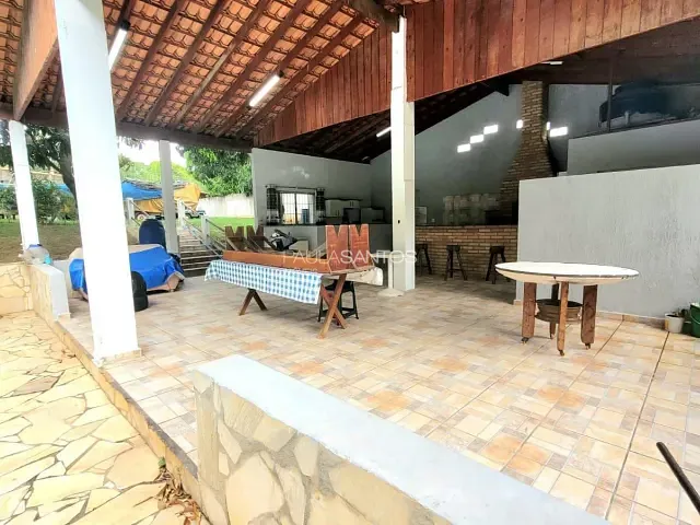 Chácara com 1146m² 1 quarto e 2 banheiros, à venda, no bairro Caputera em Sorocaba