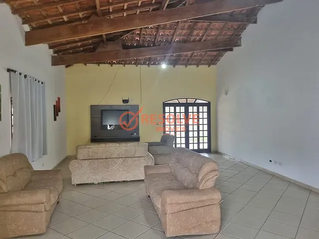 Chácara com 1750m² 3 quartos e 2 banheiros, à venda, no bairro Parque Agrinco em Guararema