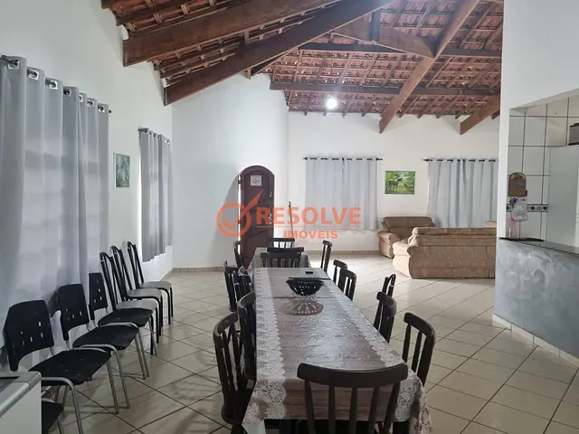Chácara com 1750m² 3 quartos e 2 banheiros, à venda, no bairro Parque Agrinco em Guararema
