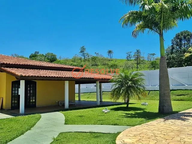 Chácara com 1750m² 3 quartos e 2 banheiros, à venda, no bairro Parque Agrinco em Guararema