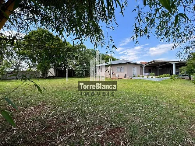 Chácara com 3000m² 8 quartos e 6 banheiros, para alugar, no bairro Piriquitos em Ponta Grossa