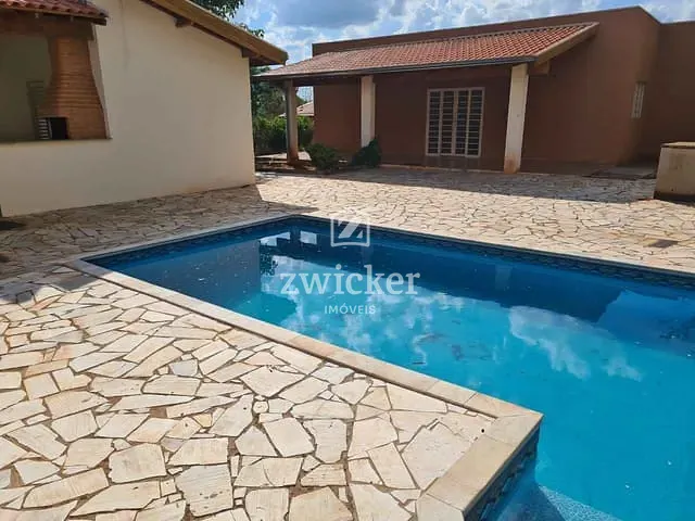 Chácara com 2250m² 5 quartos e 2 banheiros, à venda, no bairro Estância Balneária Águas Virtuosas em Bauru