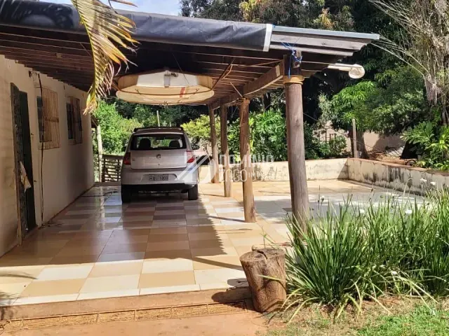 Chácara com 3960m², para alugar, no bairro Lourdes em Uberaba