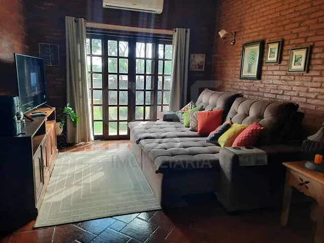 Chácara com 1000m² 2 quartos e 2 banheiros, à venda, no bairro Residencial Martinelli em Artur Nogueira