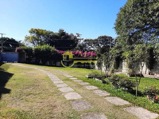 Chácara com 1100m² 1 quarto e 4 banheiros, à venda, no bairro Chácara Santos Dumont em Campinas