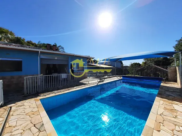 Chácara com 1100m² 1 quarto e 4 banheiros, à venda, no bairro Chácara Santos Dumont em Campinas