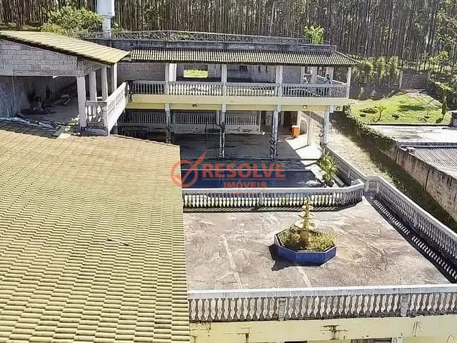 Chácara com 4000m² 21 quartos e 17 banheiros, à venda, no bairro Parque Agrinco em Guararema
