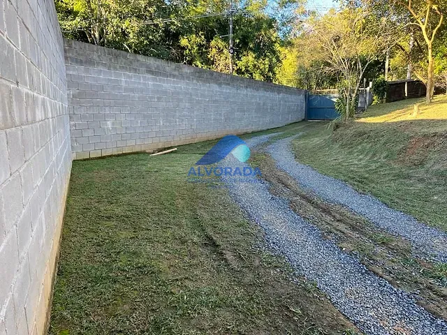Chácara com 3m² 4 quartos e 2 banheiros, à venda, no bairro São Benedito em Monteiro Lobato