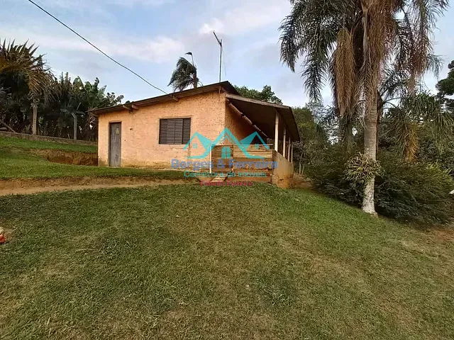 Chácara com 4800m² 3 quartos e 3 banheiros, à venda, no bairro Carafá em Votorantim
