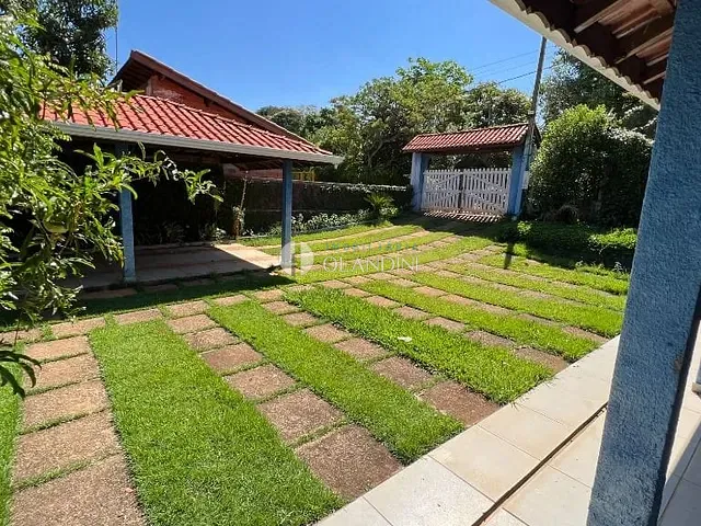 Chácara com 2327m² 2 quartos e 4 banheiros, à venda, no bairro Zona Rural em Artur Nogueira