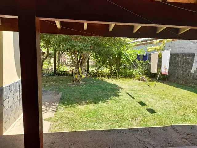 Chácara com 8600m² 3 quartos e 4 banheiros, à venda, no bairro Goiabal em Pindamonhangaba