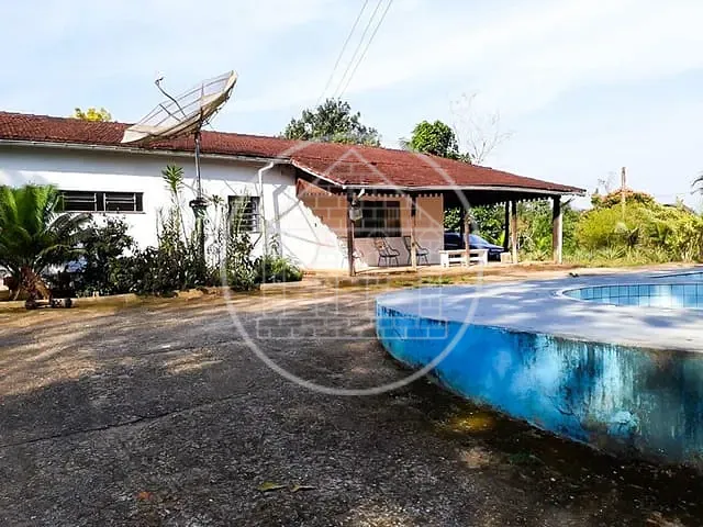 Chácara com 27500m² 2 quartos e 2 banheiros, à venda, no bairro Felizarda em Miracatu
