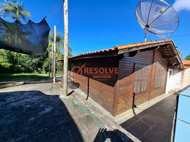 Chácara com 1500m² 2 quartos e 2 banheiros, à venda, no bairro Instituto do Alcool em Guararema