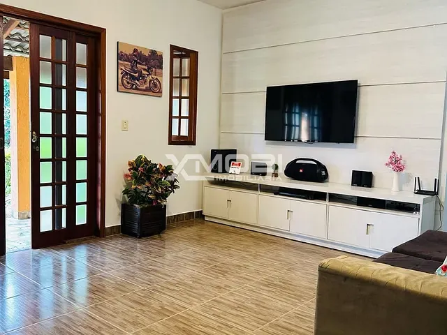 Chácara com 1210m² 4 quartos e 3 banheiros, à venda, no bairro ESTANCIA SANTA LUCIA em Jarinu