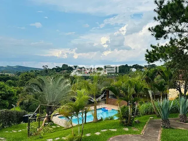 Chácara com 1210m² 4 quartos e 3 banheiros, à venda, no bairro ESTANCIA SANTA LUCIA em Jarinu