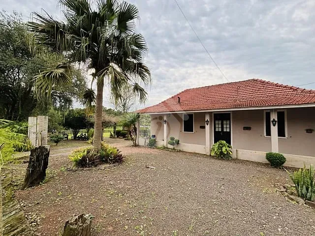 Chácara com 150m² 4 quartos e 3 banheiros, à venda, no bairro Linha Geralda em Estrela