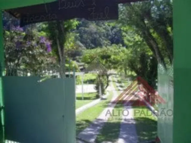 Chácara à venda, no bairro Bairro inválido em Cidade inexistente