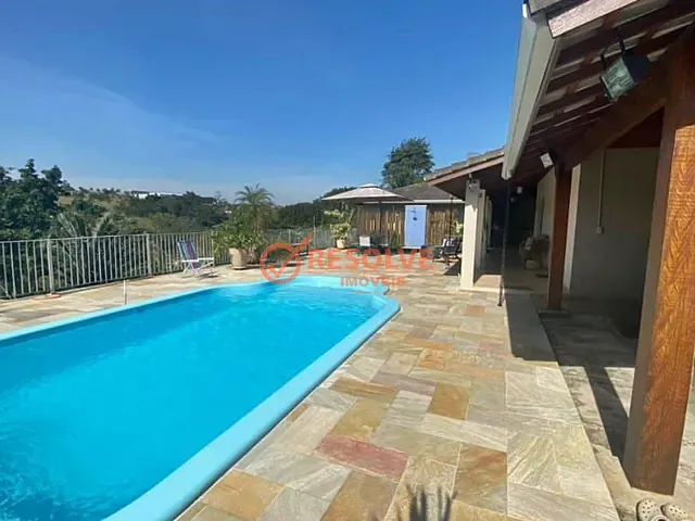 Chácara com 7000m² 3 quartos e 6 banheiros, à venda, no bairro Parateí em Guararema
