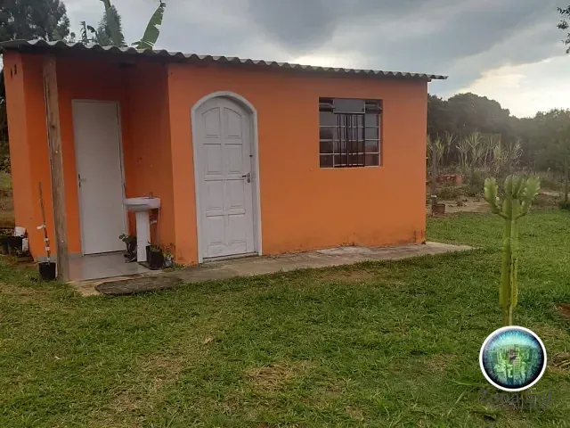 Chácara com 150m² 2 quartos e 2 banheiros, à venda, no bairro Fazenda D'Oeste I em Araçoiaba da Serra
