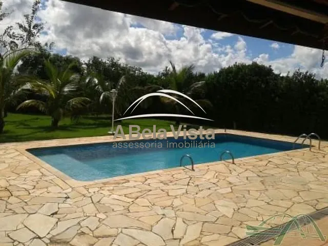 Chácara com 1000m² 4 quartos e 4 banheiros, à venda, no bairro CENTRO em Boituva