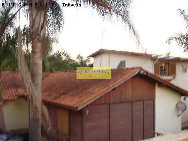 Chácara com 2800m² 4 quartos e 7 banheiros, à venda, no bairro Caxambu em Jundiaí