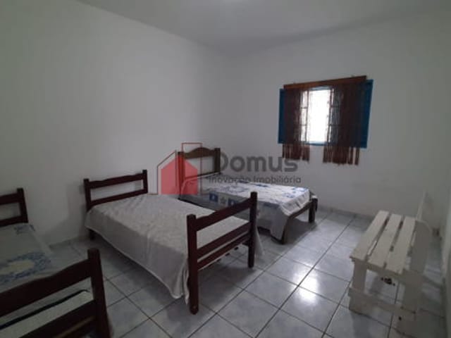 Chácara à venda, no bairro Jardim Regina em Pindamonhangaba