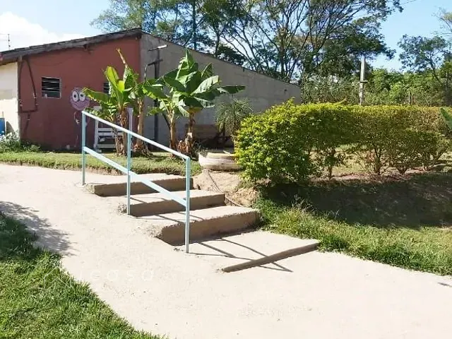 Chácara com 5300m² 2 quartos e 1 banheiro, à venda, no bairro Vila Menino Jesus em Caçapava