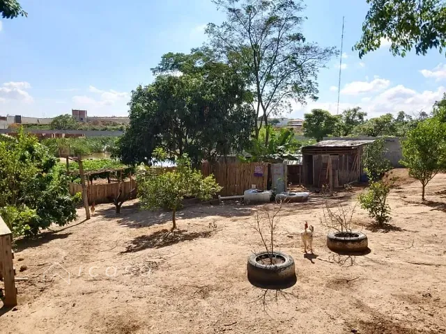 Chácara com 5300m² 2 quartos e 1 banheiro, à venda, no bairro Vila Menino Jesus em Caçapava