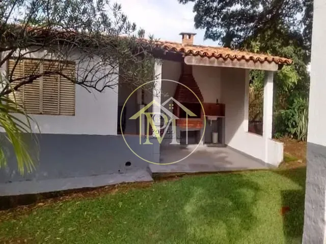 Chácara com 2800m² 2 quartos e 2 banheiros, à venda, no bairro Jd Escócia em Araçoiaba da Serra