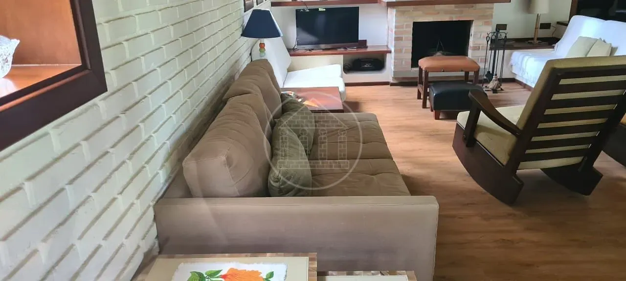 Sítio, 5 quartos, 1000 m² - Foto 17