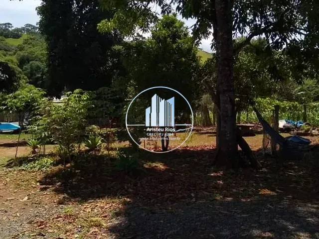 Chácara com 1800m² 3 quartos e 3 banheiros, à venda, no bairro Zona Rural em Cambuí