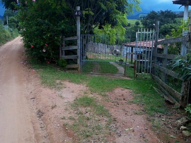 Chácara com 1750m², à venda, no bairro Silva em Cambuí