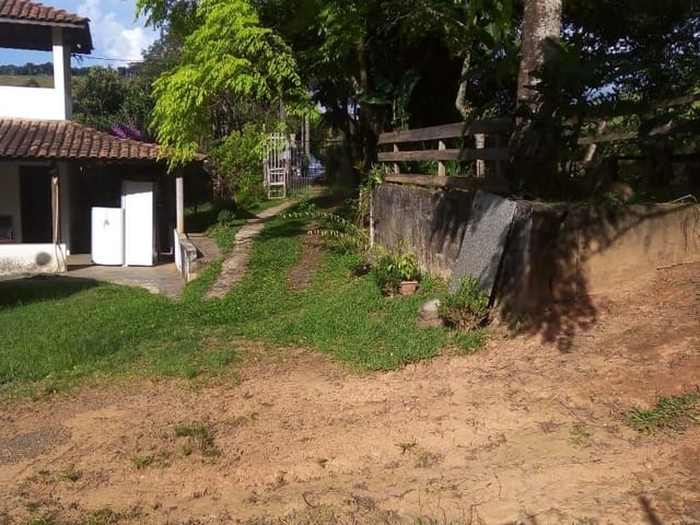 Chácara com 1750m², à venda, no bairro Silva em Cambuí