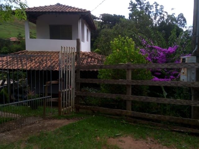 Chácara com 1750m², à venda, no bairro Silva em Cambuí