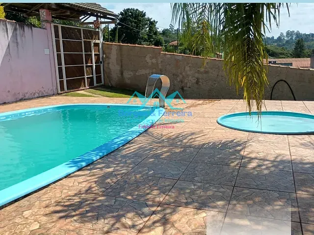 Chácara com 1500m² 3 quartos e 3 banheiros, à venda, no bairro Carafá em Votorantim