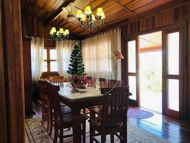Chácara com 2300m² 3 quartos e 2 banheiros, à venda, no bairro Chacara Fernao Dias em Atibaia