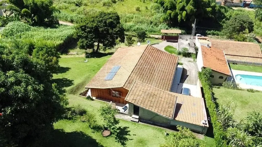 Sítio, 3 quartos, 2300 m² - Foto 1