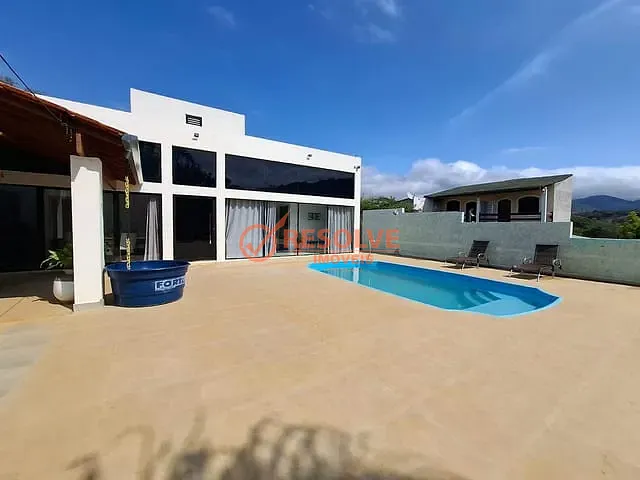 Chácara com 1060m² 3 quartos e 4 banheiros, à venda, no bairro Serra do Itapeti em Guararema