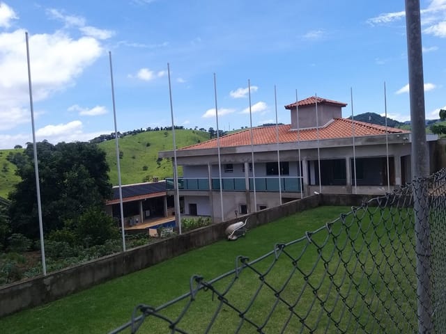 Chácara com 1100m², à venda, no bairro São Miguel em Cambuí